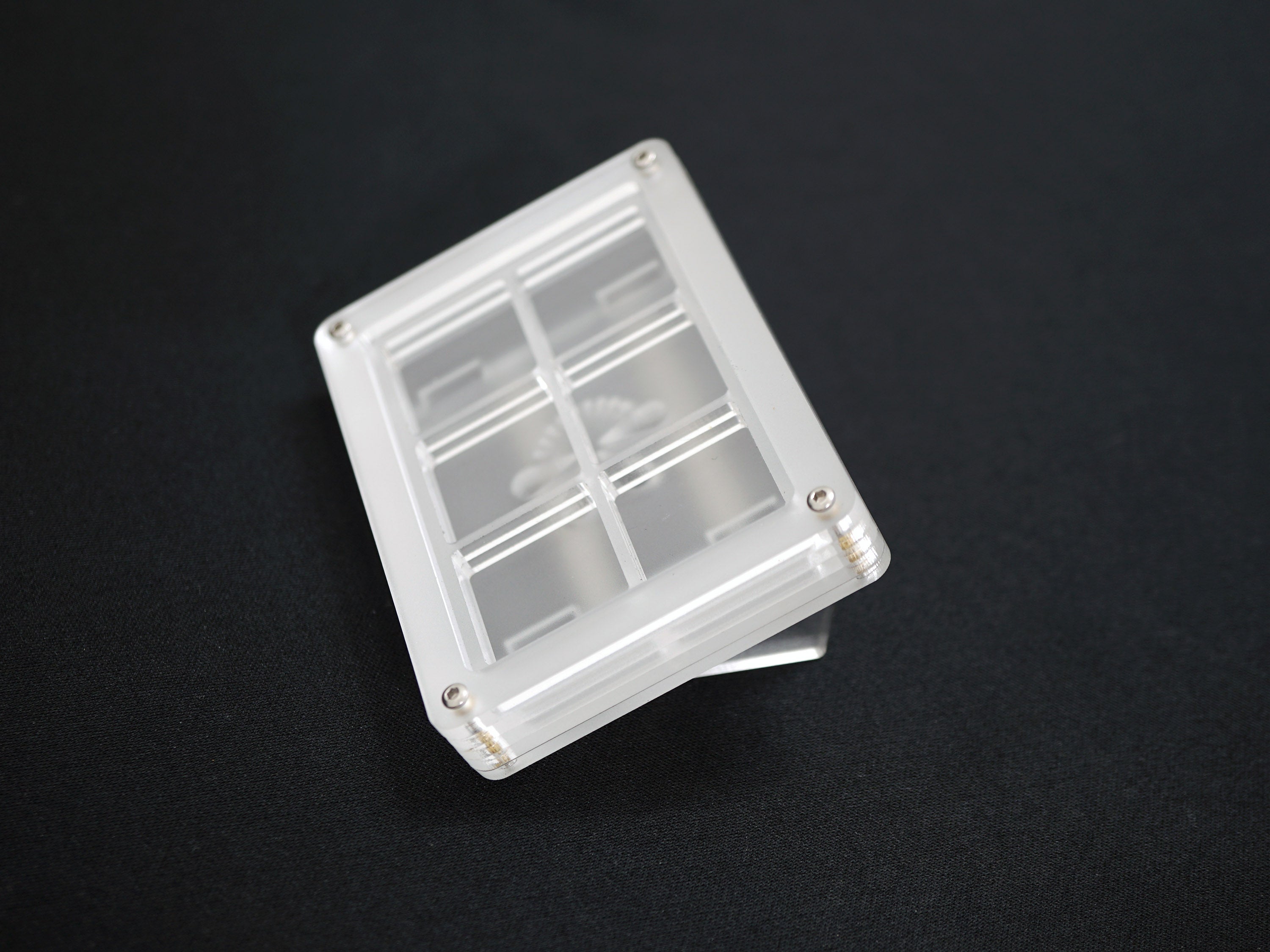 Artisan Keycap Tray - Khay trưng bày keycap chất liệu mica