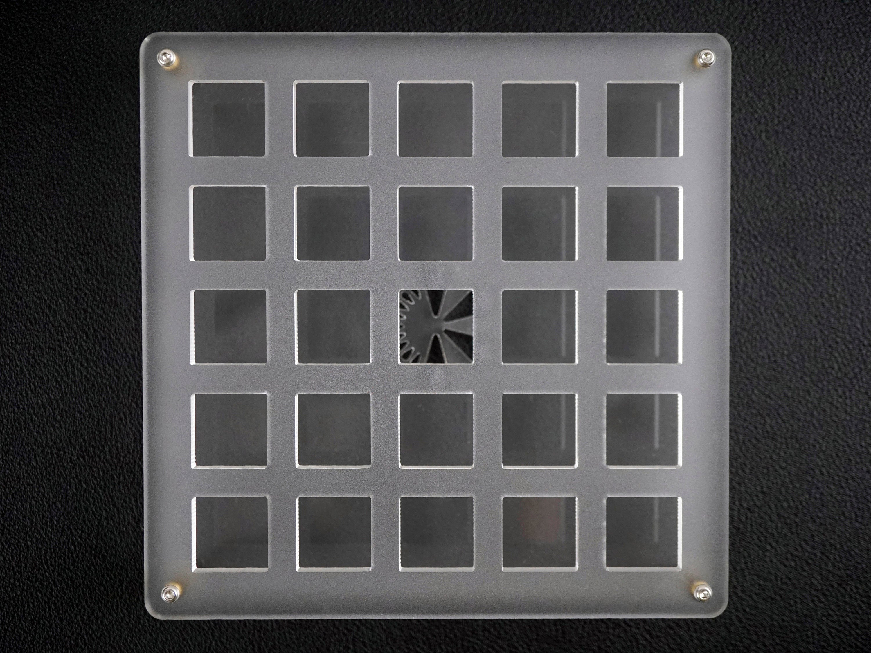 Switch Tester chất liệu mica có nhiều màu nhiều kích cỡ